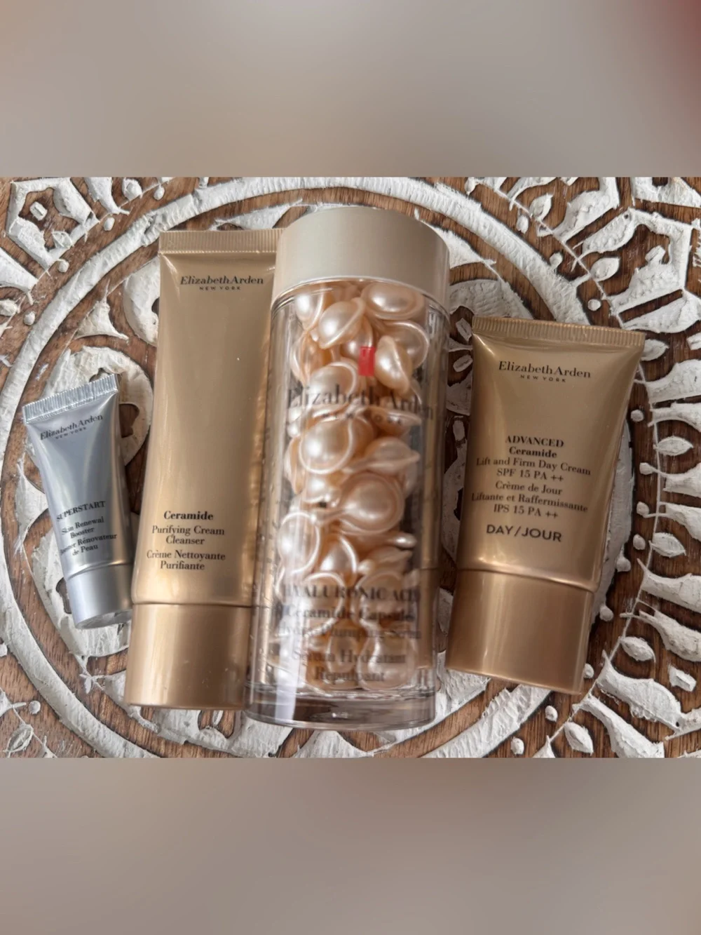 Elizabeth Arden Hyaluronic Acid Ceramide Capsules 4-Piece Skincare Set New